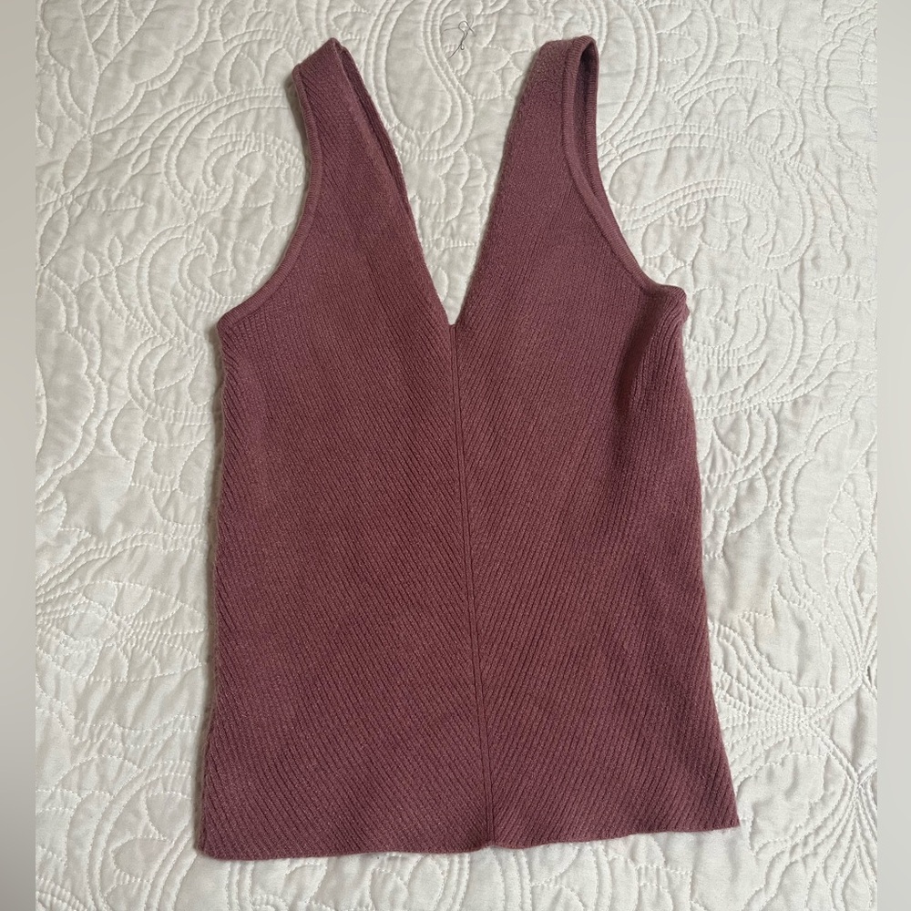 Abercrombie & Fitch sweater tank top
